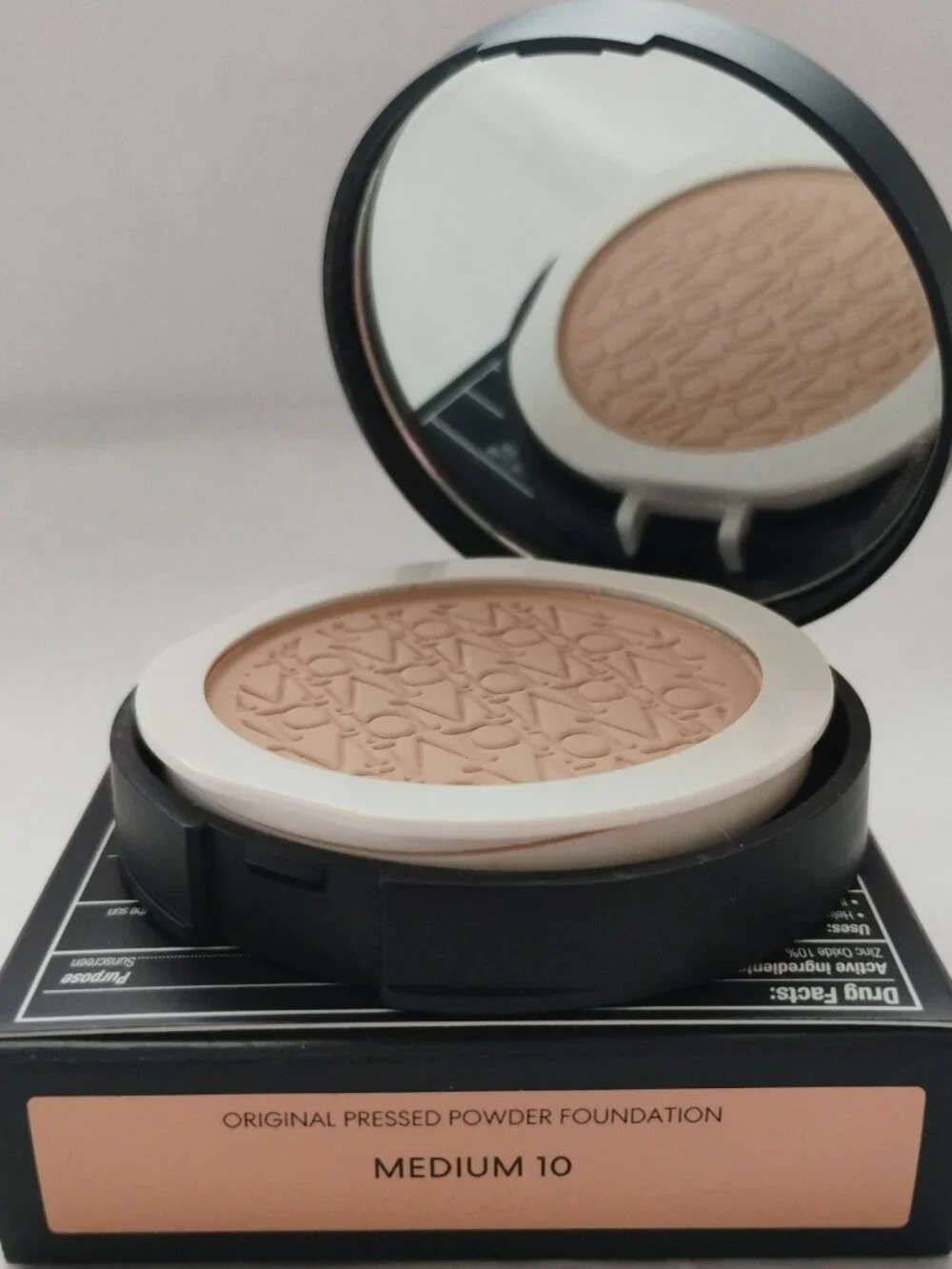 bareMinerals 'Medium #10' Original Pressed Powder /W SPF 15 - NWT